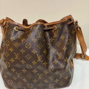Louis Vuitton Noe bucket drawstring purse